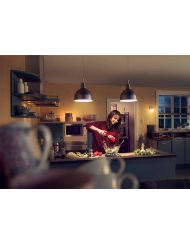 LAMPADINA A LED IN VETRO "PHILIPS"... LAMPADINA A LED IN VETRO "PHILIPS"...