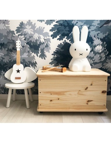 BAULE IN PINO CON RUOTE 73X39X43,5CM BAULE IN PINO CON RUOTE 73X39X43,5CM