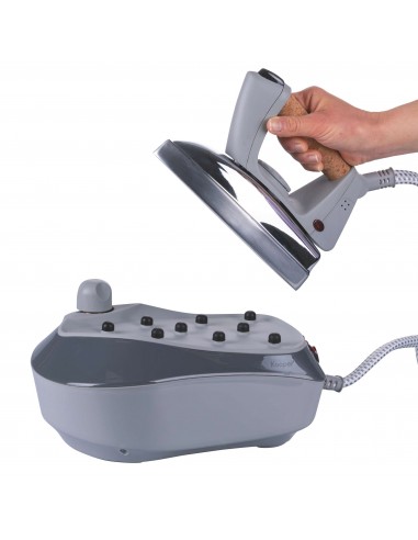 FERRO DA STIRO A VAPORE CON CALDAIA... FERRO DA STIRO A VAPORE CON CALDAIA...